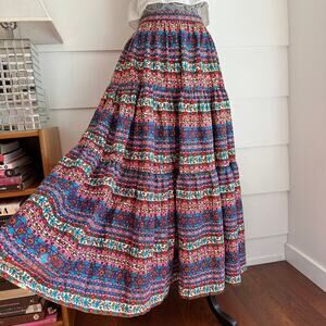 Vintage Vibrant Floral Print Tiered Maxi Skirt with Attached Petticoat Boho